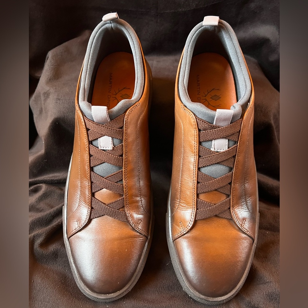 Men’s brown leather dressy sneaker